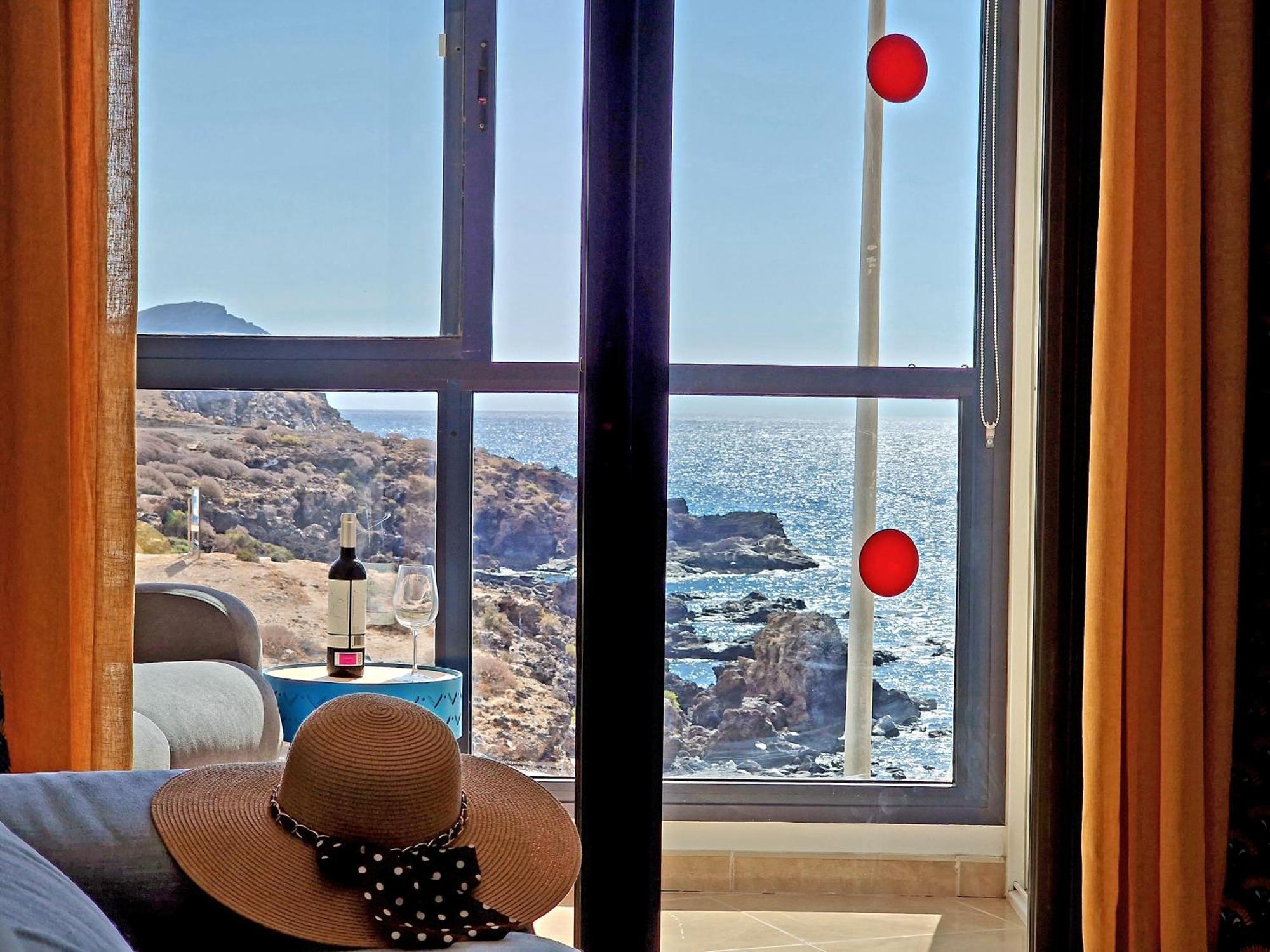 Las Rocas By The Ocean, Wifi And Sea View ロス・アブリゴス エクステリア 写真